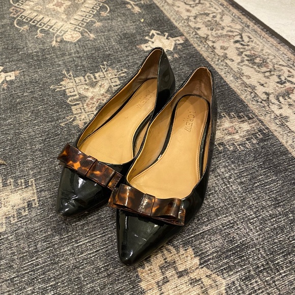 J Crew Factory | Patent Leather Bow Points - Picture 2 of 7